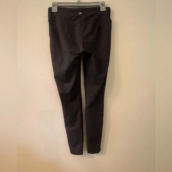 Legging - Picture 2 of 3